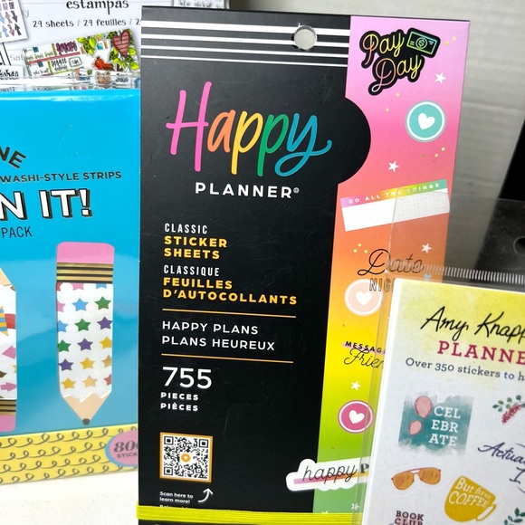 SO MANY STICKERS STICKER BOOK GIFT SET - Picture 9 of 16